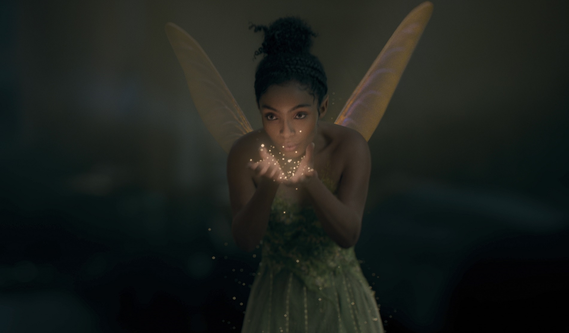 Pán Péter és Wendy - Yara Shahidi as Tinkerbel