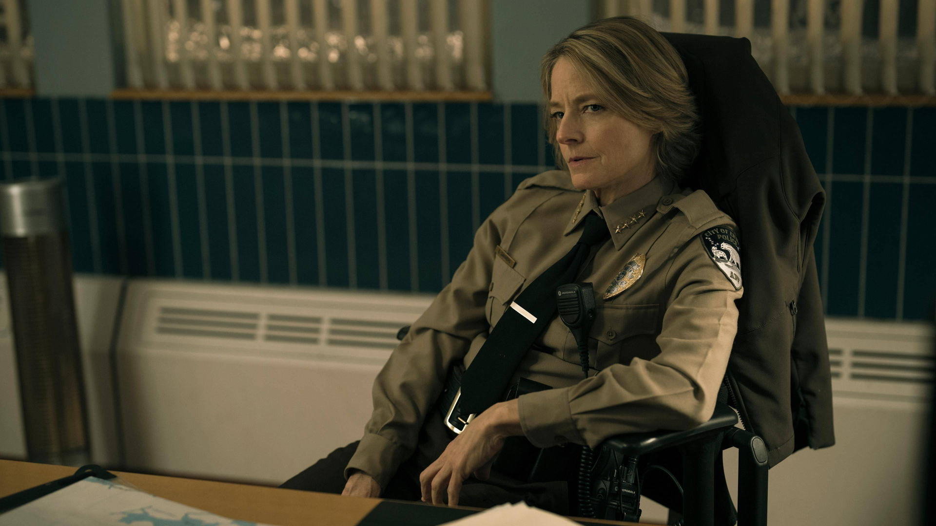 A True Detective 4. évad egyszerre hajt fejet és fordít hátat a ...