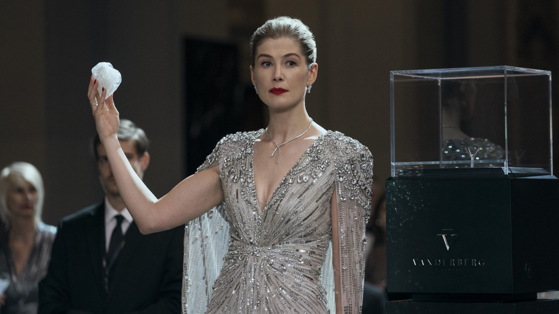 now-you-see-me-now-you-dont-rosamund-pike