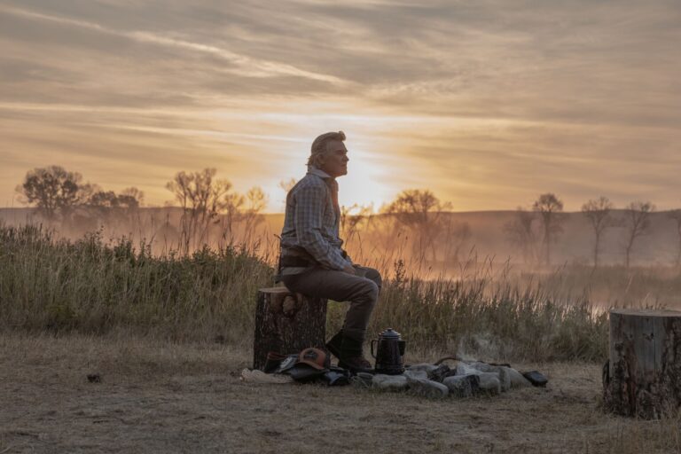 A The Madison Taylor Sheridan eddigi legszemélyesebb léptékű sorozatát ...